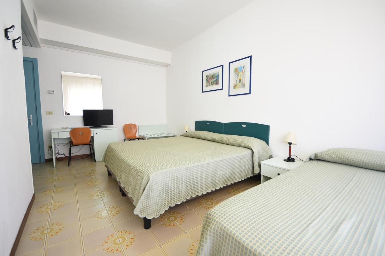 Grand Hotel Delle Terme Terme Luigiane المظهر الخارجي الصورة